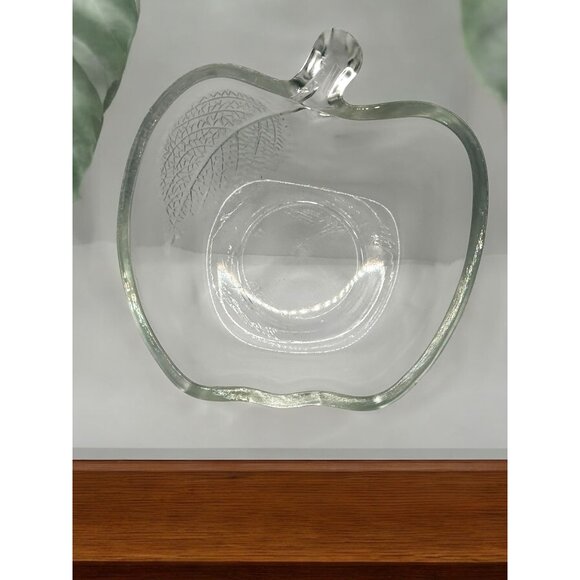 Vintage KIG Indonesia Clear Glass Apple Shaped Replacement With Etched Leaf Desi - Picture 2 of 3